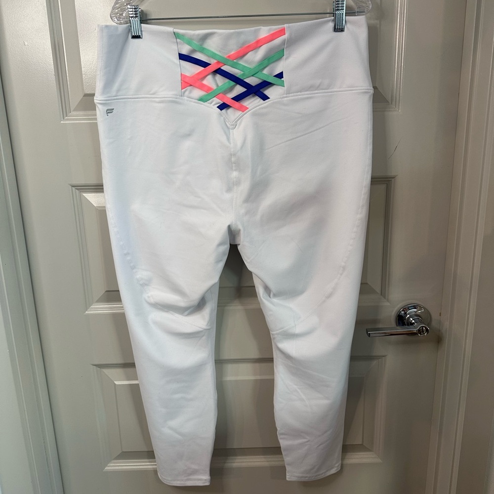 NWT Fabletics Kessler High Waisted Strappy 7/8
Legging Tight-Size 2X